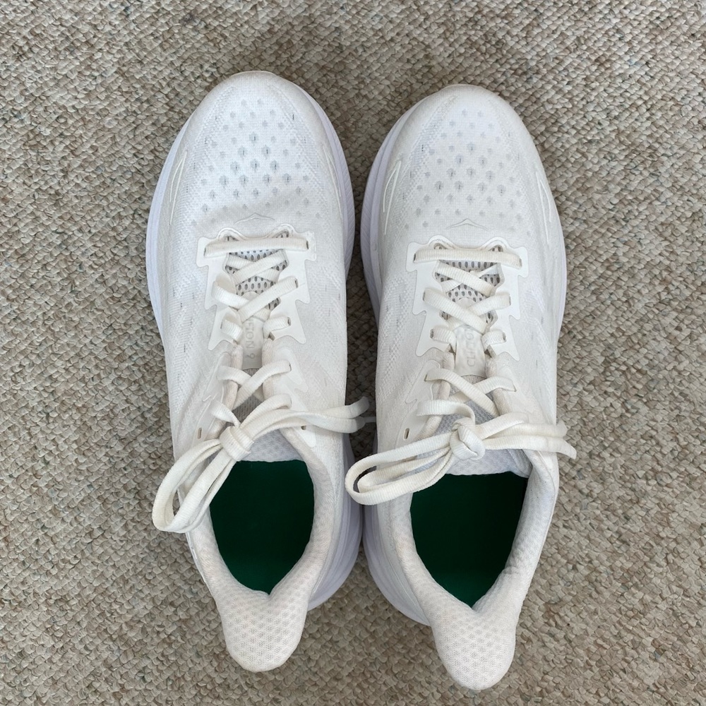 HOKA Clifton 9